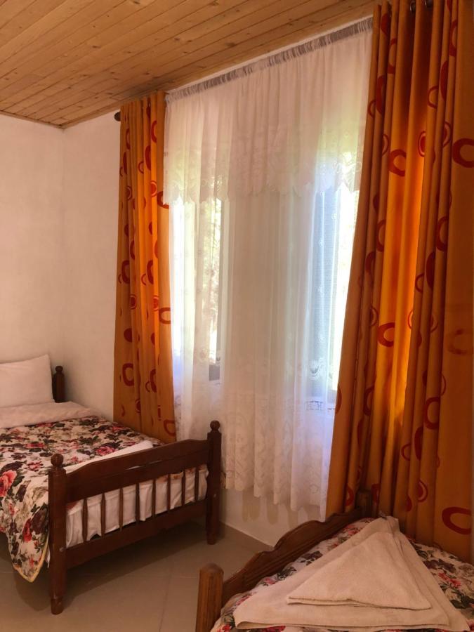Guest House Ledio Valbonne Exterior foto